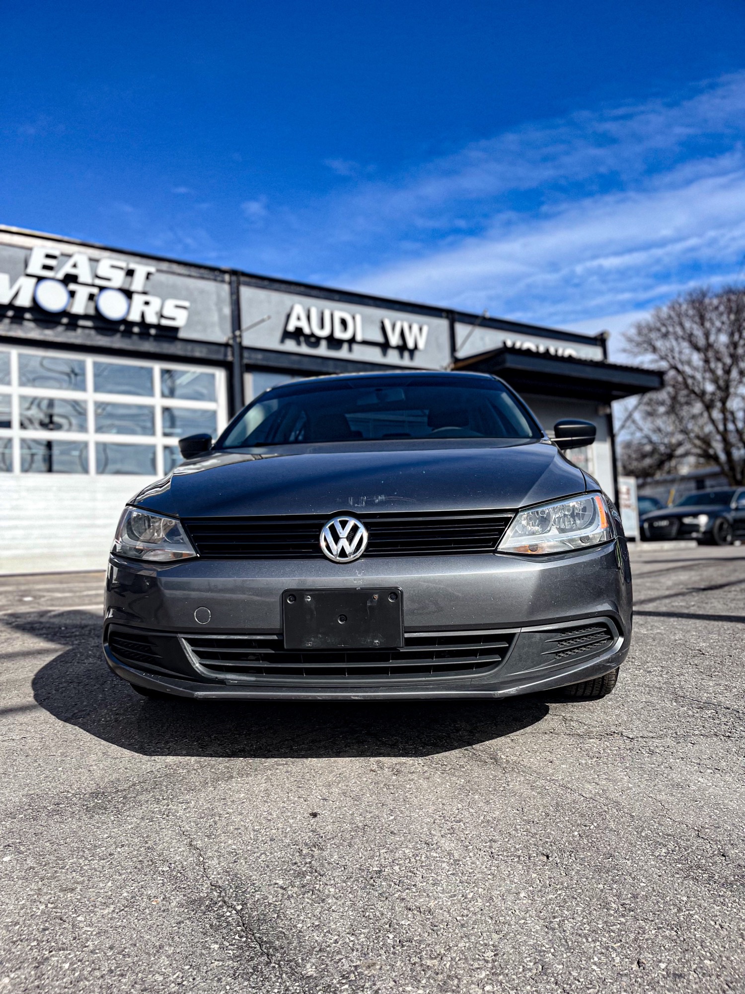 2013 VW JETTA 2.0 - East Motors Ottawa